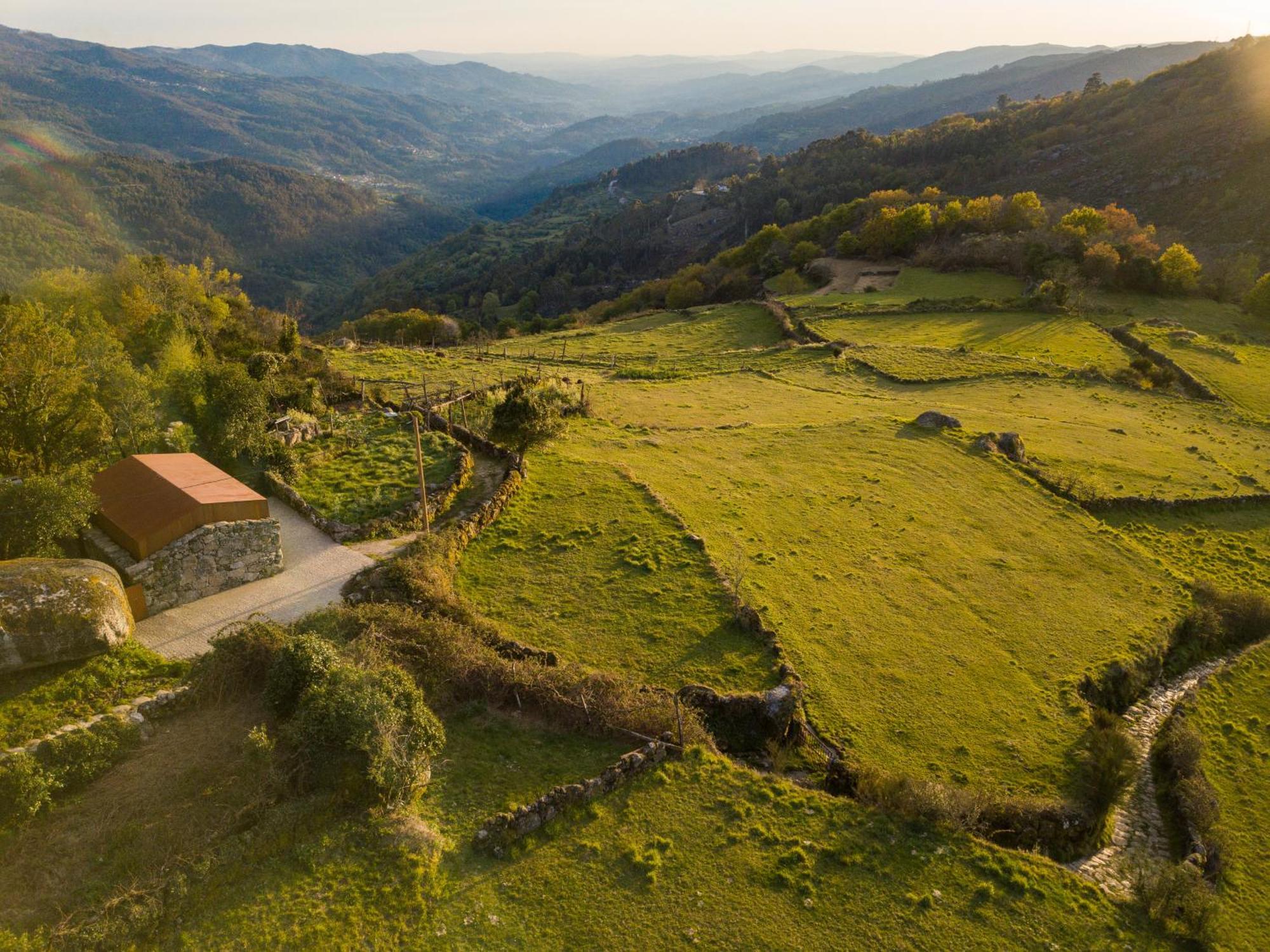 Geres - Leiras Do Tempo - Cottages Brufe Exteriör bild